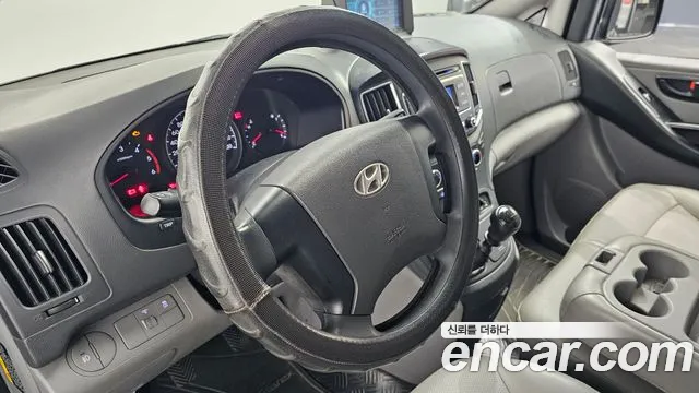 Hyundai Starex 2016 thumb 12