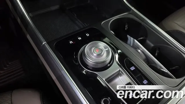 Kia Carnival 2024 thumb 8