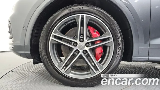 Audi SQ5 2020 thumb 5