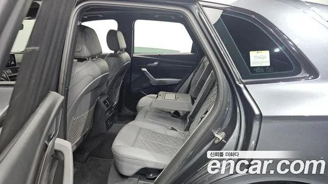 Audi SQ5 2020 thumb 11