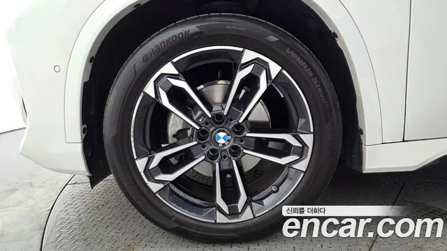 BMW X1 2023 thumb 5