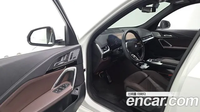 BMW X1 2023 thumb 10