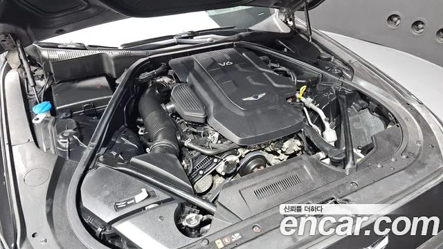 Genesis G80 2017 thumb 6