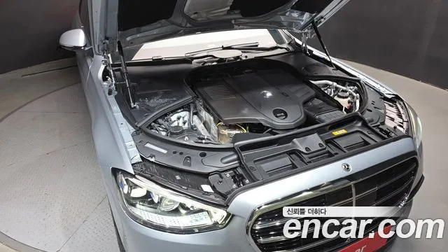 Mercedes-Benz S-Класс 2025 thumb 6