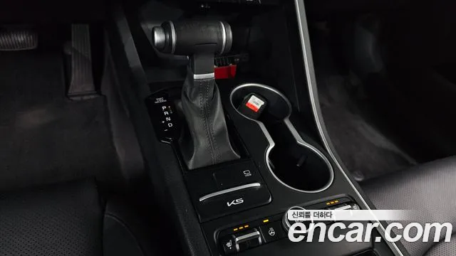 Kia K5 2022 thumb 9