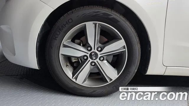 Kia K3 2017 thumb 5