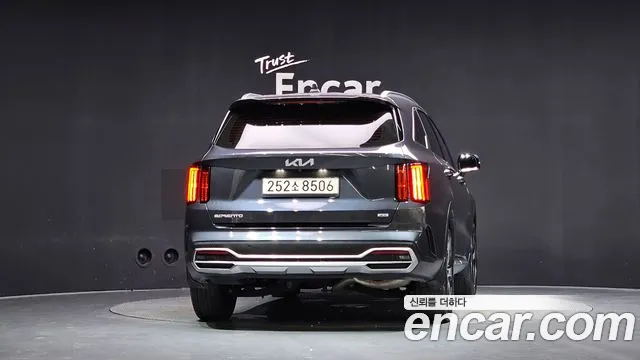 Kia Sorento 2023 thumb 4