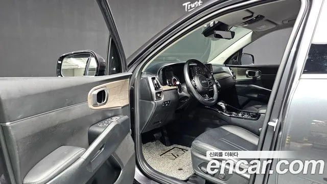 Kia Sorento 2023 thumb 10