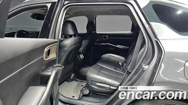 Kia Sorento 2023 thumb 12