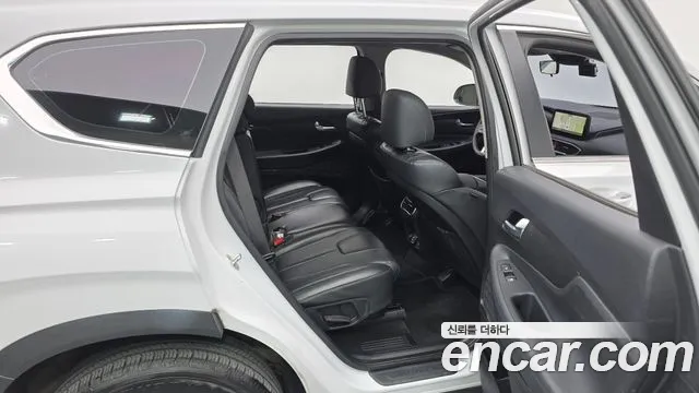 Hyundai Santa Fe 2020 thumb 11