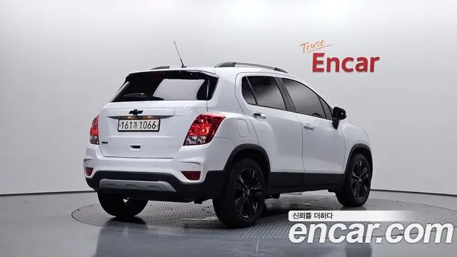 ChevroletGMDaewoo Tracker 2019 thumb 2