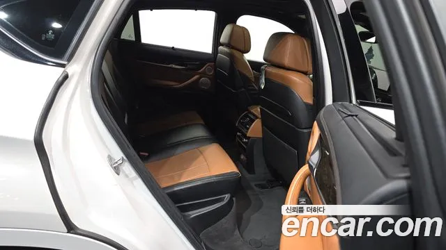 BMW X6 2016 thumb 12