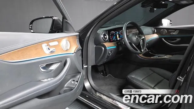 Mercedes-Benz E-Класс 2021 thumb 10
