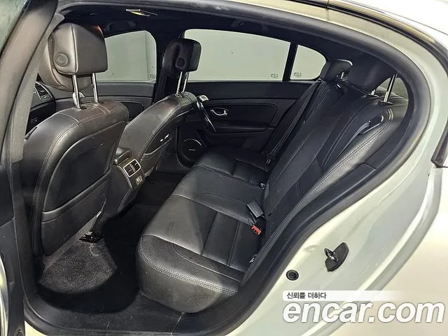 Renault-KoreaSamsung SM5 2013 thumb 7