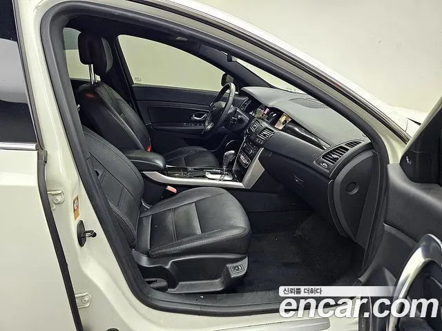 Renault-KoreaSamsung SM5 2013 thumb 8