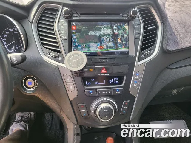 Hyundai Santa Fe 2015 thumb 8