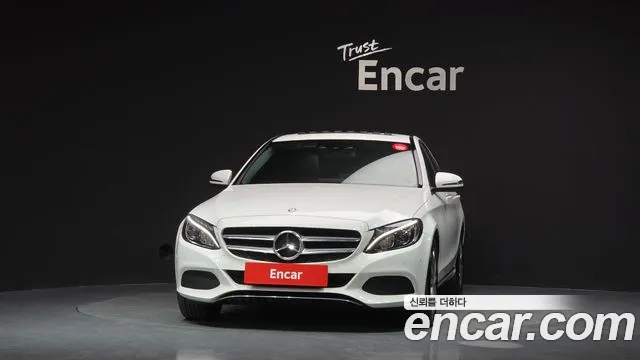 Mercedes-Benz C-Класс 2017 thumb 3