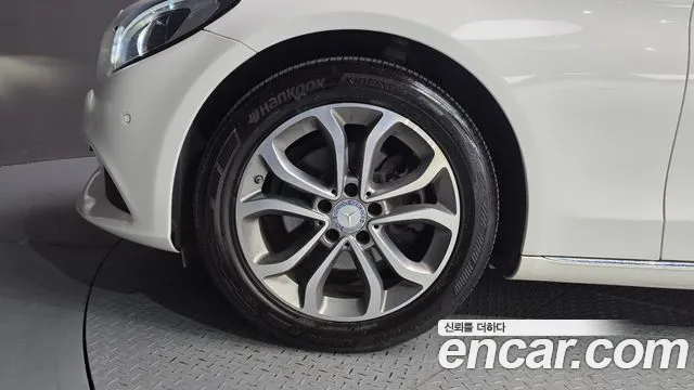 Mercedes-Benz C-Класс 2017 thumb 5
