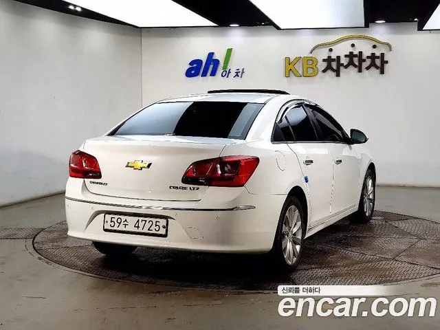 ChevroletGMDaewoo Cruze 2015 thumb 2