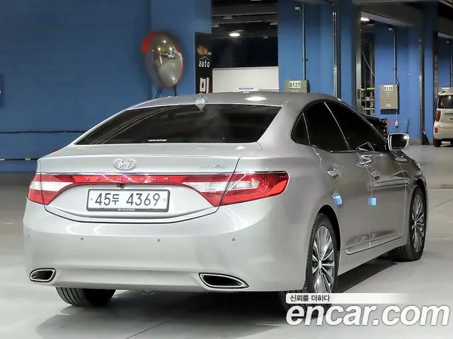 Hyundai Grandeur 2012 thumb 4