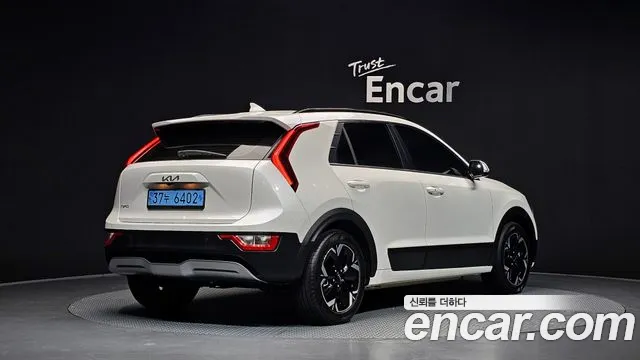 Kia Niro 2022 thumb 2