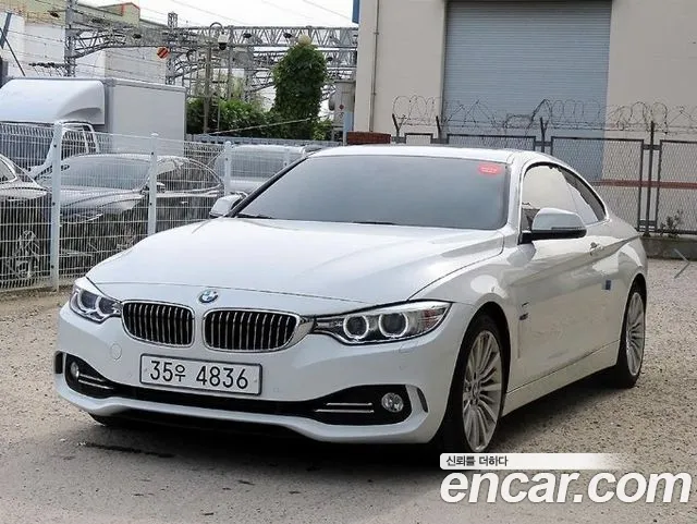 BMW 4-Series 2014 thumb 11