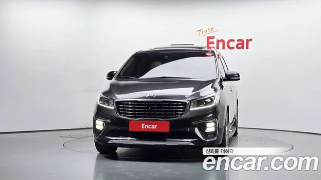 Kia Carnival 2019 thumb 3
