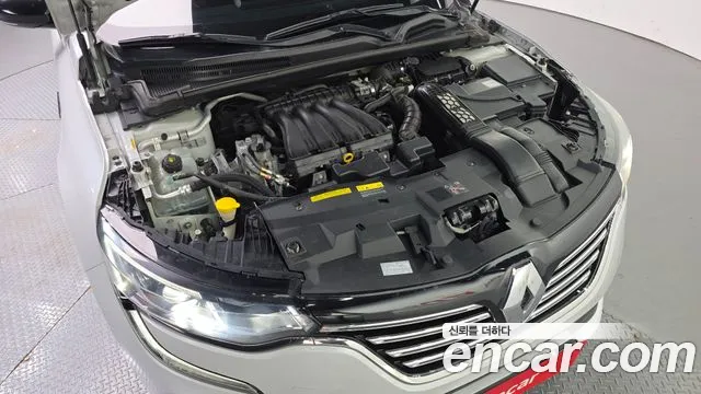Renault-KoreaSamsung Megane 2016 thumb 6