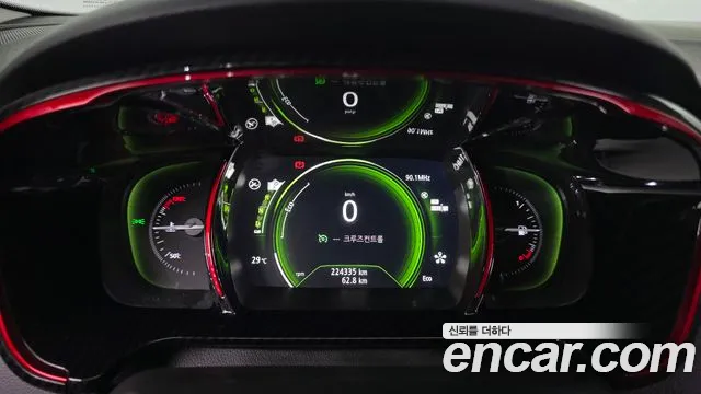 Renault-KoreaSamsung Megane 2016 thumb 8