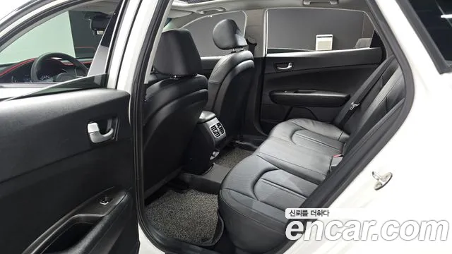 Kia K5 2018 thumb 11