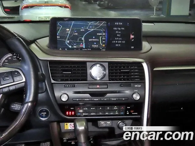 Lexus RX 2022 thumb 12
