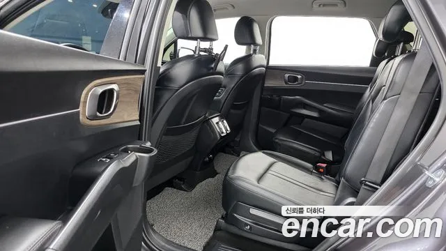 Kia Sorento 2023 thumb 12