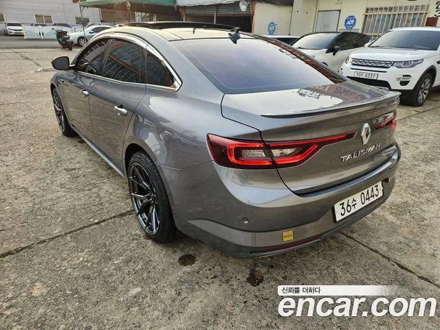 Renault-KoreaSamsung Megane 2016 thumb 4