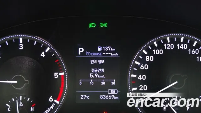 Hyundai Santa Fe 2019 thumb 8