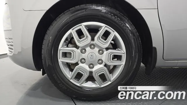 Hyundai Staria 2021 thumb 5