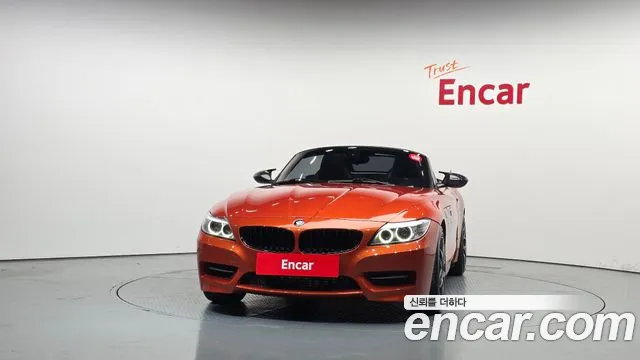 BMW Z4 2013 thumb 3