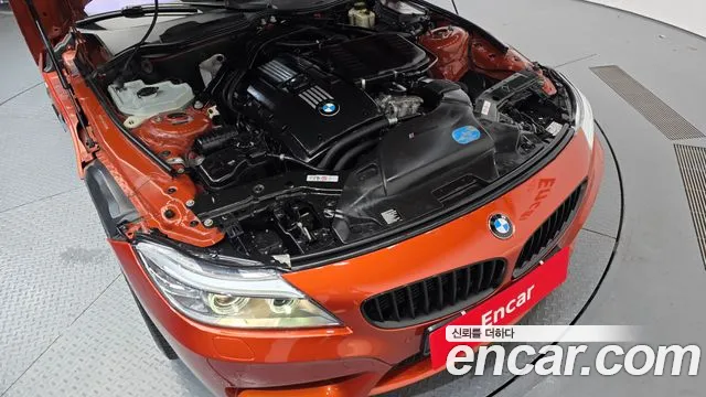 BMW Z4 2013 thumb 6
