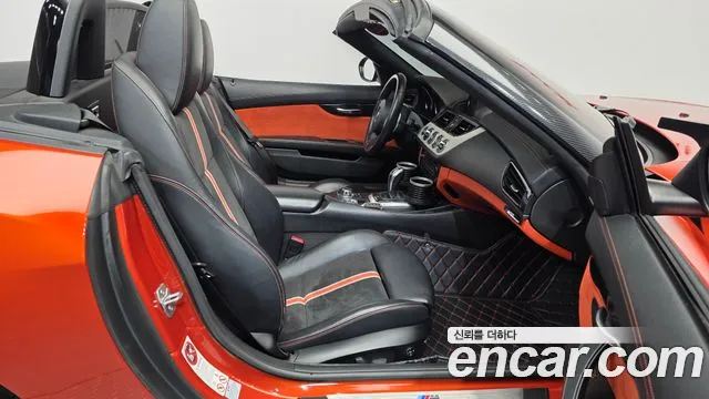 BMW Z4 2013 thumb 11