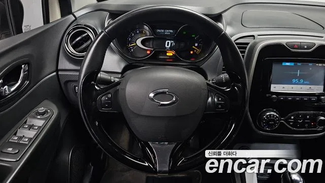 Renault-KoreaSamsung Captur 2014 thumb 12