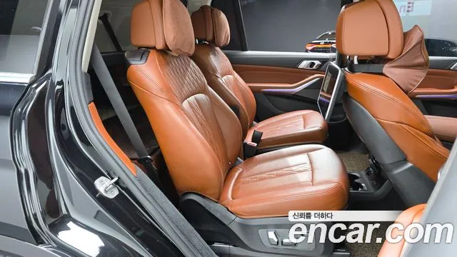 BMW X7 2020 thumb 10