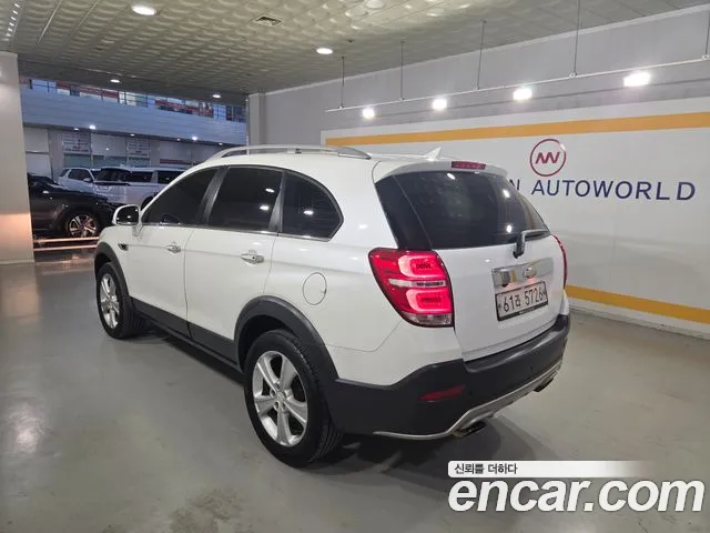 ChevroletGMDaewoo Captiva 2015 thumb 3