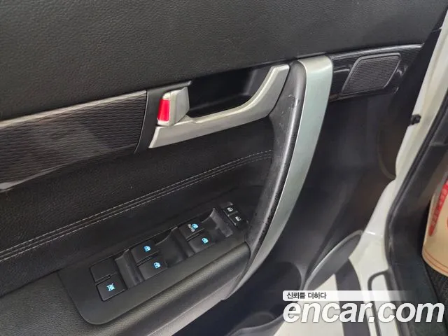 ChevroletGMDaewoo Captiva 2015 thumb 9