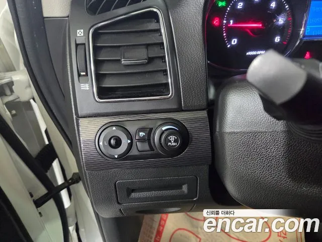 ChevroletGMDaewoo Captiva 2015 thumb 10