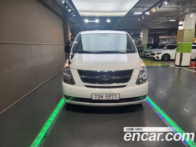 Hyundai Starex 2014 thumb 3