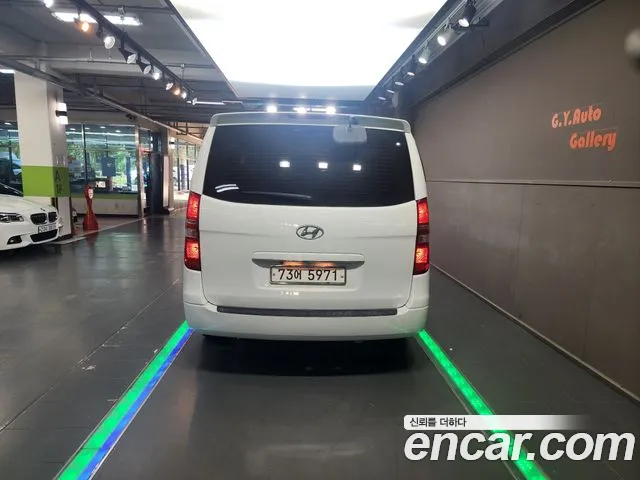 Hyundai Starex 2014 thumb 4