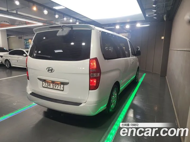Hyundai Starex 2014 thumb 5