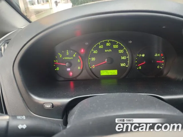 Hyundai Starex 2014 thumb 10