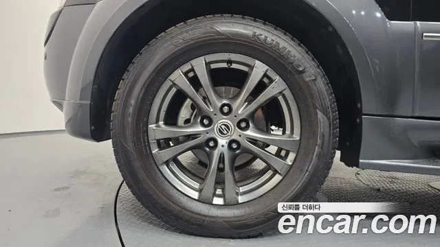 KG_Mobility_Ssangyong Rexton 2010 thumb 4