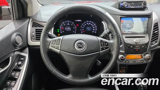 KG_Mobility_Ssangyong KORANDO 2014 thumb 12