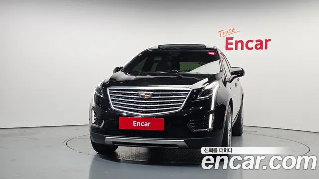 Cadillac XT5 2019 thumb 3